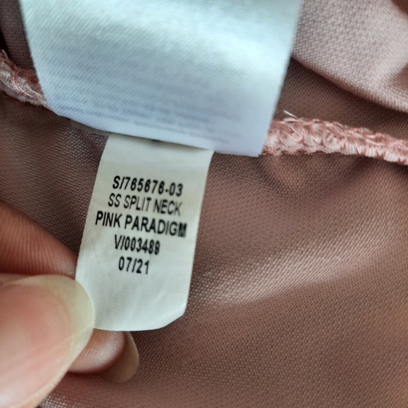 Old Navy Faux Velvet Top Vee Neck Cropped Pink Blush Women's Size XL - Picture 10 of 10